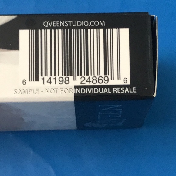 Qveen Studio Partners in Crime Lip Liner Duo SPRAY TAN + SOS 🦋 NEW - Picture 7 of 9